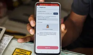 pemberlakuan-verifikasi-biometrik-wajah-registrasi-kartu-sim-baru-2815756.jpg